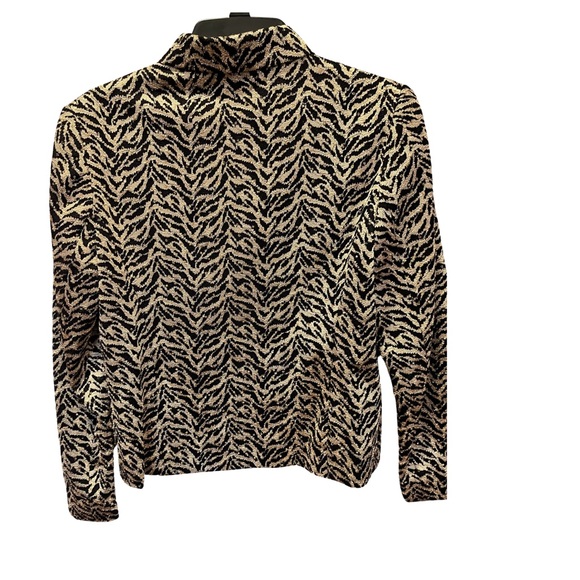 Gold sparkled animal print jacket by Town and Travel. - Picture 5 of 7